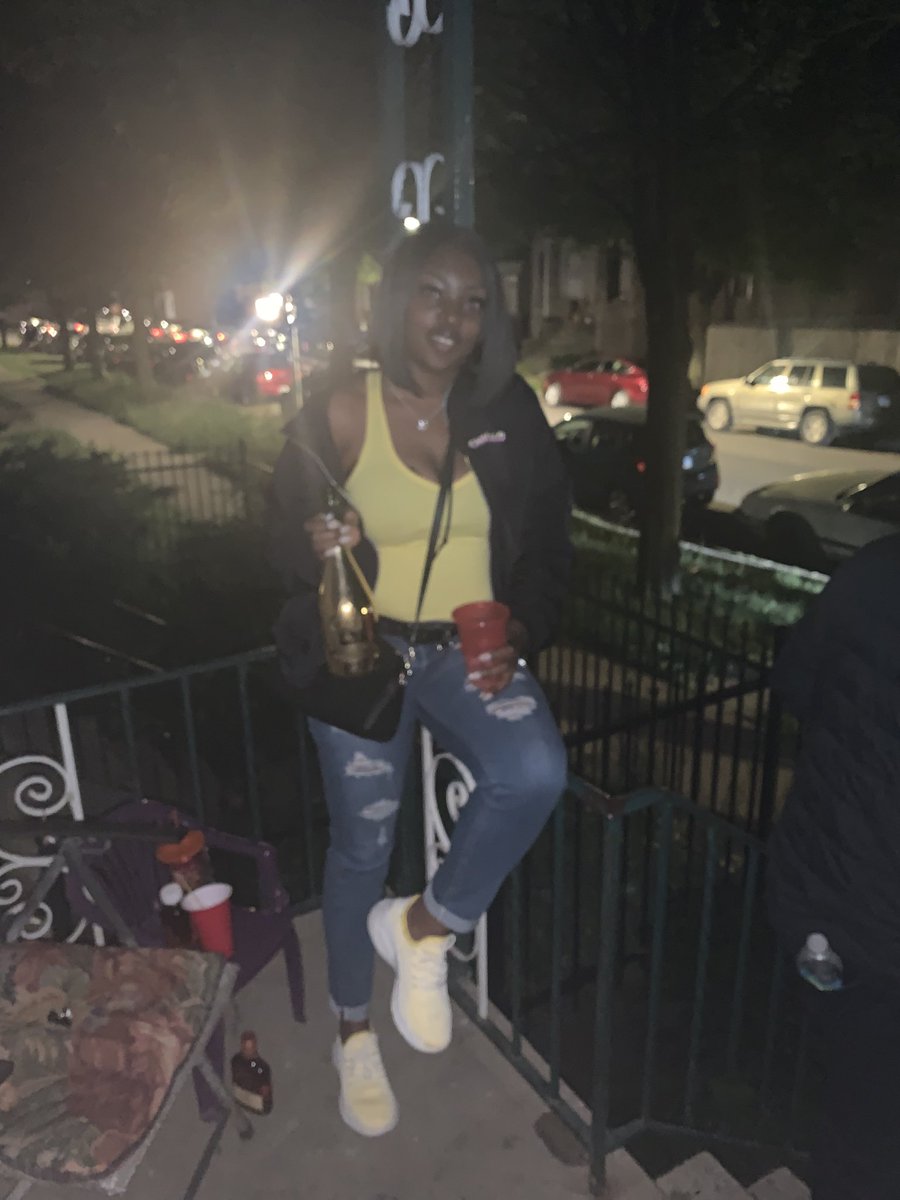 ImBeautiful613's tweet photo. I know β οΈ always wins so I keep a few on meβΊοΈπ€ still my birthdayβΌοΈ
#32LikeMagic πππ
Fine On Purposeπ₯°ππ€€ https://t.co/pQGpBSdSXo