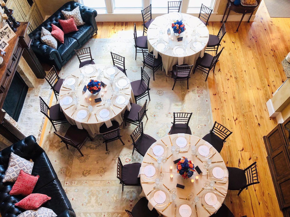 jlowevents's tweet photo. Looking to set the scene for an intimate event? Look no further than your own home! We'll rearrange your furniture to create a space perfect for your party.
.
.
#eventplanning #texaseventplanner #privateparties https://t.co/Nq4MC2SXd7
