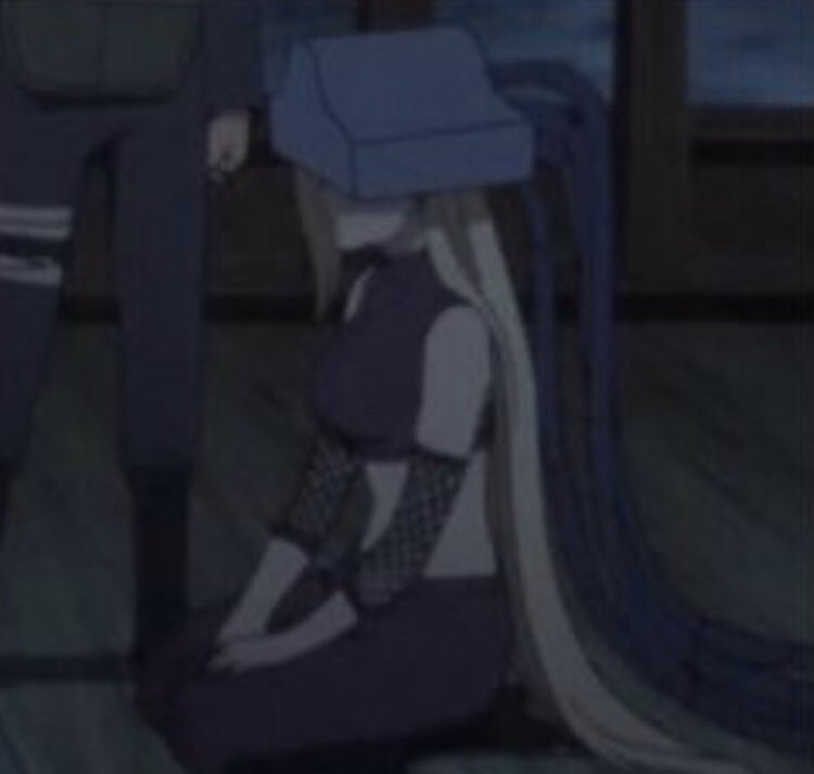 Ino dépasse son père en télépathie. Elle a lié les ninjas de l& #39;armée des 5 nations sans appareil pendant une longue durée de temps, tandis qu& #39;Inoichi,qui possédait un appareil,ne pouvait le faire que pendant 20s.Elle peux communiquer avec le monde entier en utilisant un appareil.