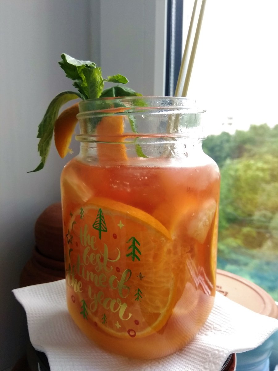 IasonLike's tweet image. Что же, Сяо Чжань, мы тоже кой-чего умеем).
Воды Перрье дома не случилось, а вот сухое розовое - ДА. Как по мне - вкус только улучшился))). 
#готовимдома