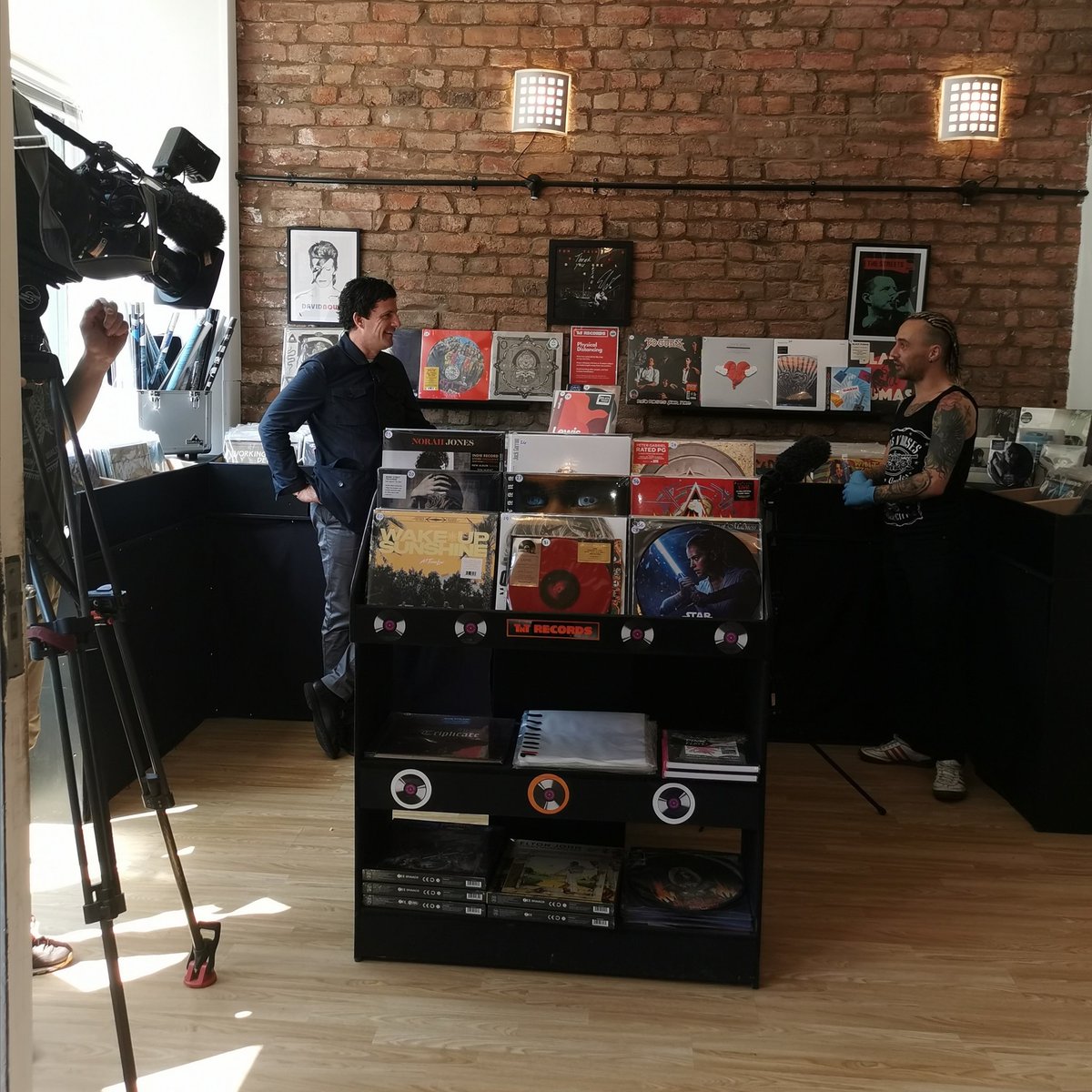 TNTRecordsbarro's tweet photo. 💥We're back open today and look who's paid us a visit! ITV stopped by this morning to chat about shops coming out of lockdown - and we will be on @itvnews @GranadaReports 6pm this evening! #tntrecordsbarrow @ITV 🎶 https://t.co/qPqOeWldIy
