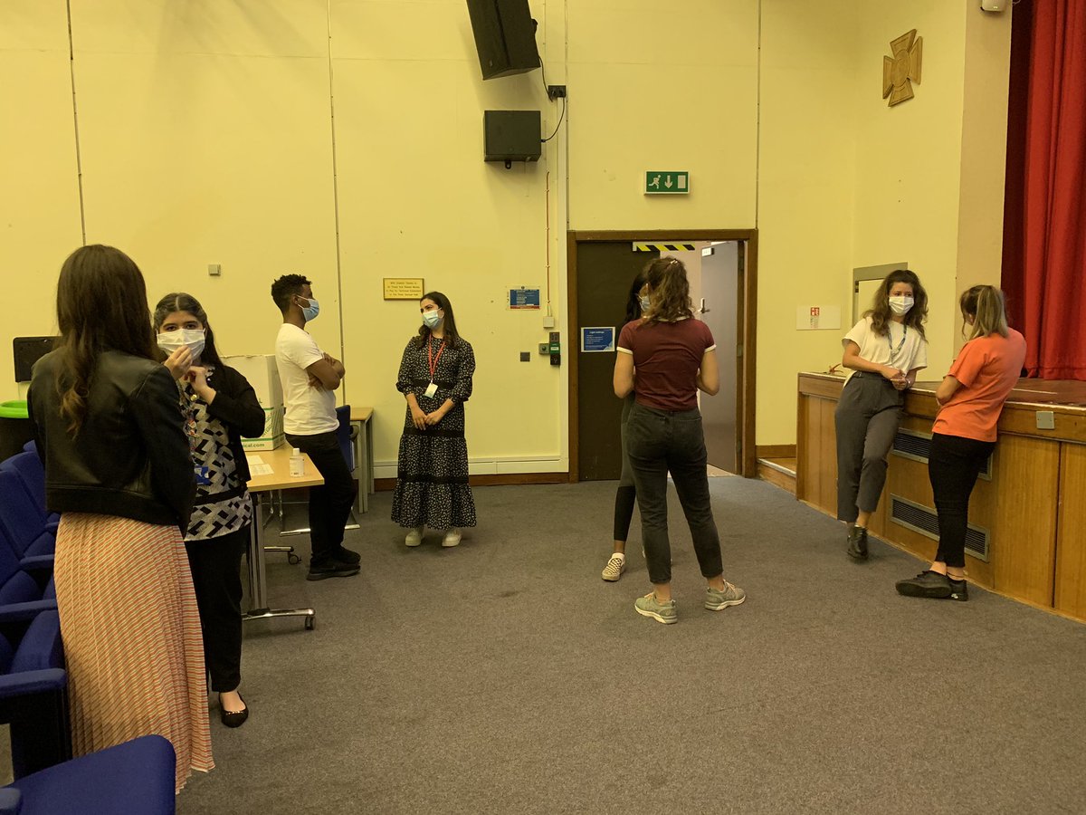 Welcoming back AHP students to the RFH 🙌🏻 @C_M_DesForges <a href="/RFTherapyTeam/">RFTherapyServices</a> @debs_OT