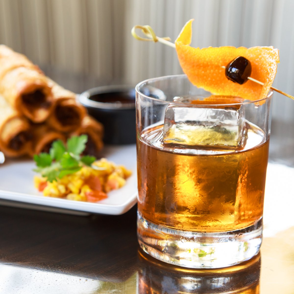bobbyqbiltmore's tweet photo. Here, we keep our focus on what counts: top-notch barbecue, delicious drinks, and amazing service. https://t.co/gg4s8Yrk6v