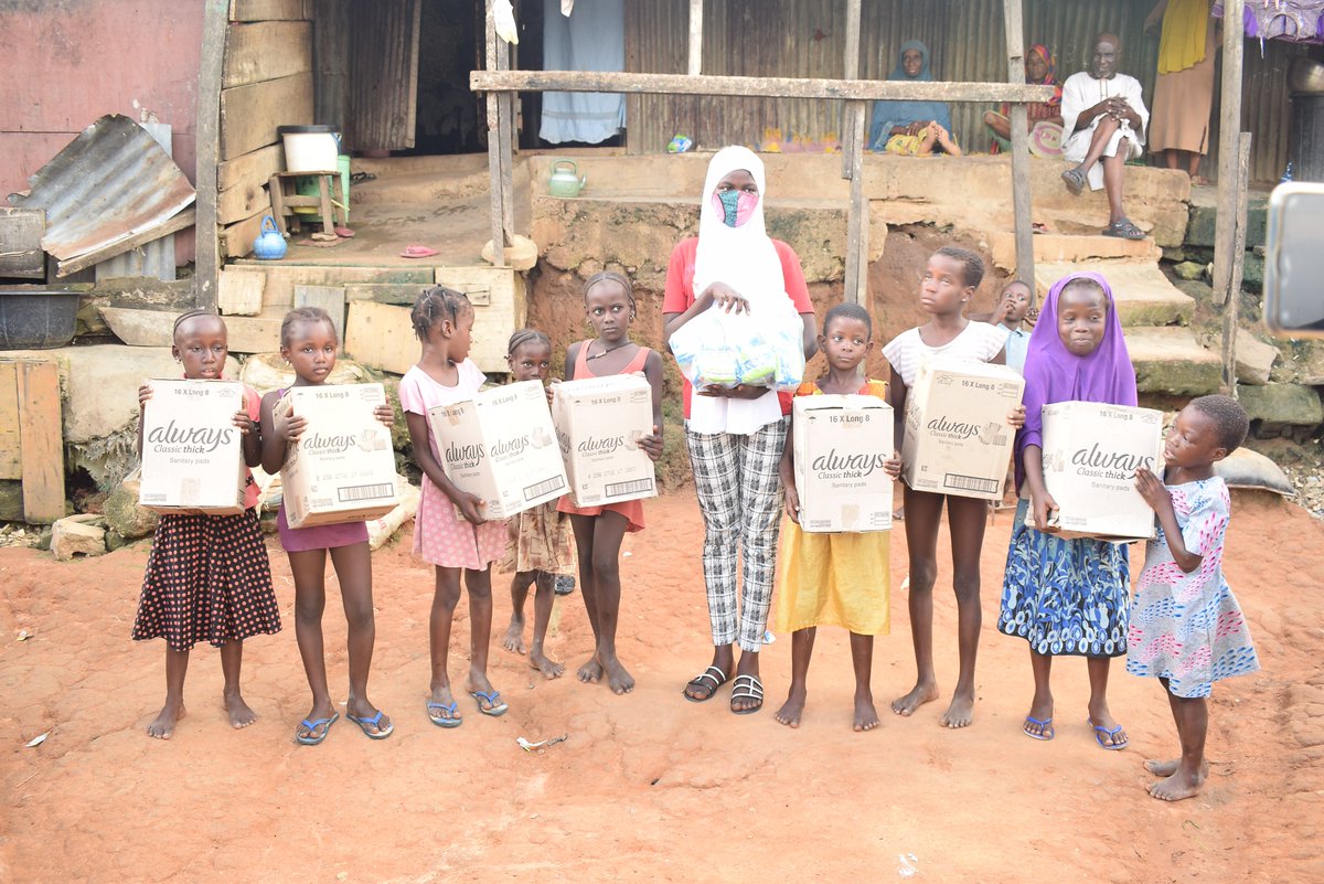 ceehopenigeria's tweet photo. One of d highlights of the outreach was the inclusion of 15-year-old Aisha Saleh, child prodigy who was featured in our short documentary. By this we are making a statement that #MenstruationMatter, there is #PeriodPoverty & we still say our govt shd ensure #APadForAGirl (access) https://t.co/FDxx9vl6mv