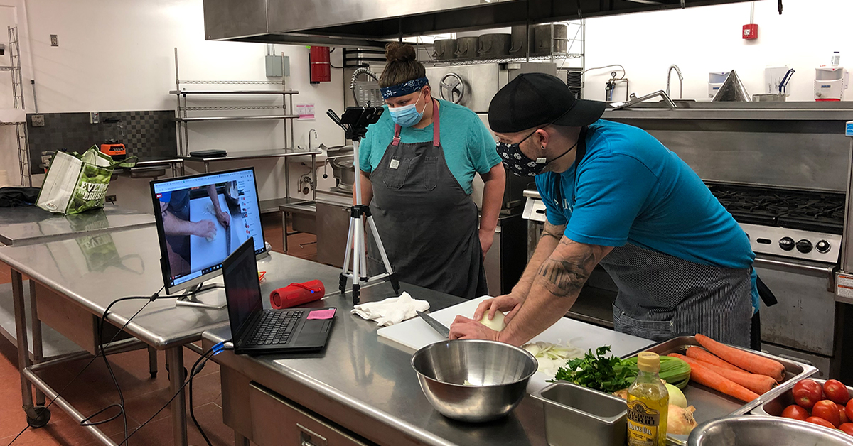 📢 ​Today is the last day to sign-up for the June CQS program! Culinary Quick Start is a FREE 3-week fast-track training course that prepares students to enter the workforce as a qualified prep or line cook. Hurry! Registration is open until 5 p.m. ➡️ ​bit.ly/CQSJune