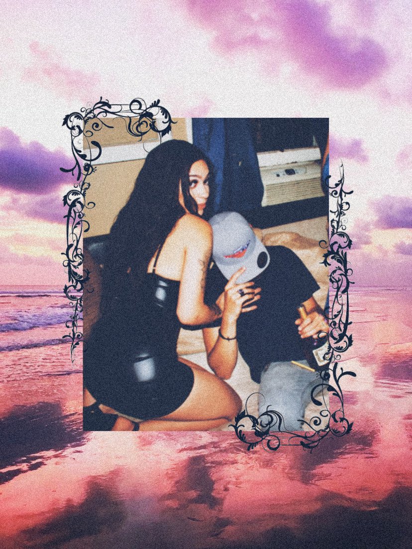 SixSideSoja's tweet photo. Hardest female rapper in the game &amp; shortie ain’t even drop yet.. 🥵 ‘444’ The Mixtape, Releasing &amp; Unveiling Michigan’s Hottest Hidden Talent, 6.27.2020 🎭 https://t.co/FjYIk7Rjs6