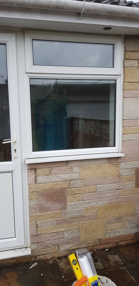 WindowSolution6's tweet photo. New window supplied and installed following the government guidelines #ppe #SocialDistancing disposal dust sheets and fully sanitized the window when finished supplied by @york_trade #eurocellplc #planitherm #installationphotos https://t.co/8L2R9ejzJw