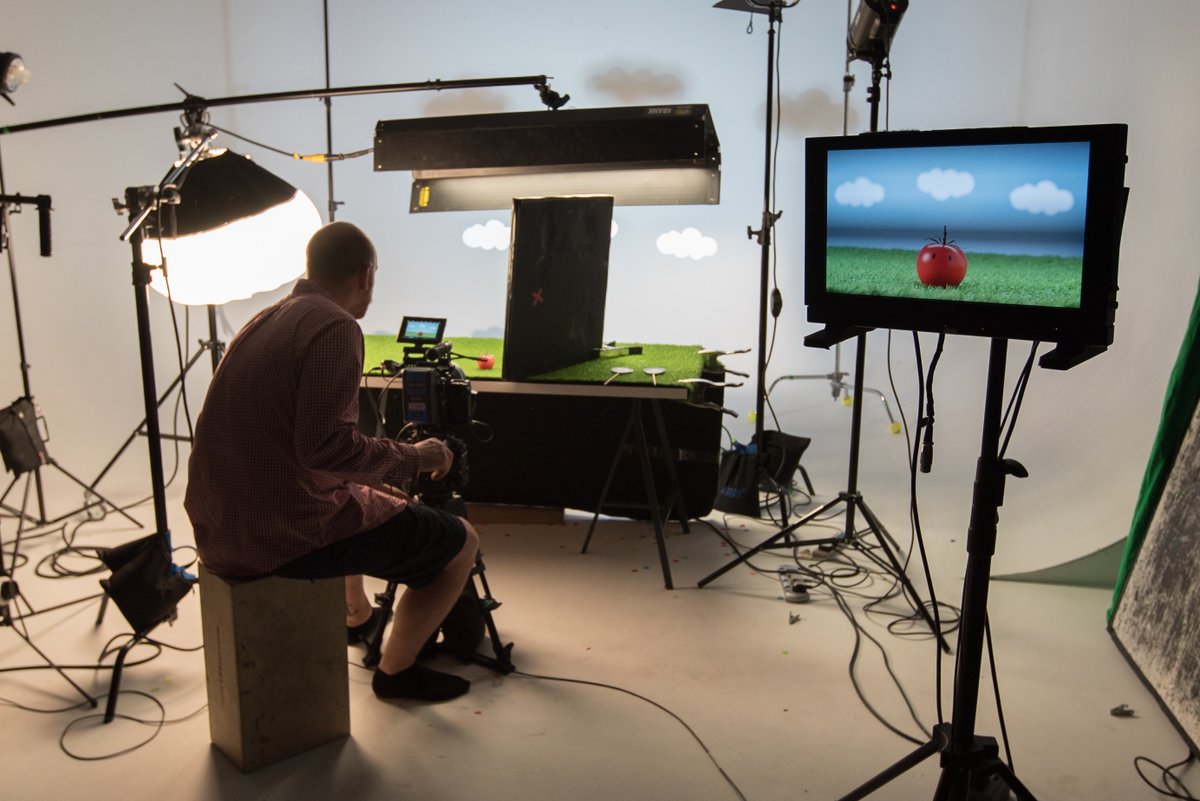 Aspect_FandV's tweet image. Views from our in house studio!!

#BehindTheScenes #BTS #EffectiveVideo #EffectiveStrategy #Cinegy #ProductionCompany #DigitalMarketing #BrandVideo #CorporateFilm #ThePowerOfFilm #InHouseProductionTeam #FilmCrew
