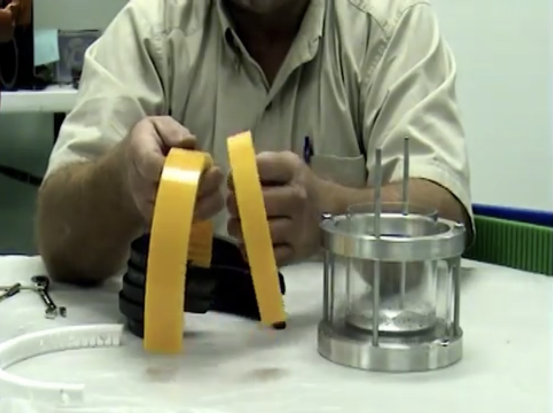How to install compression packing in pumps and valves