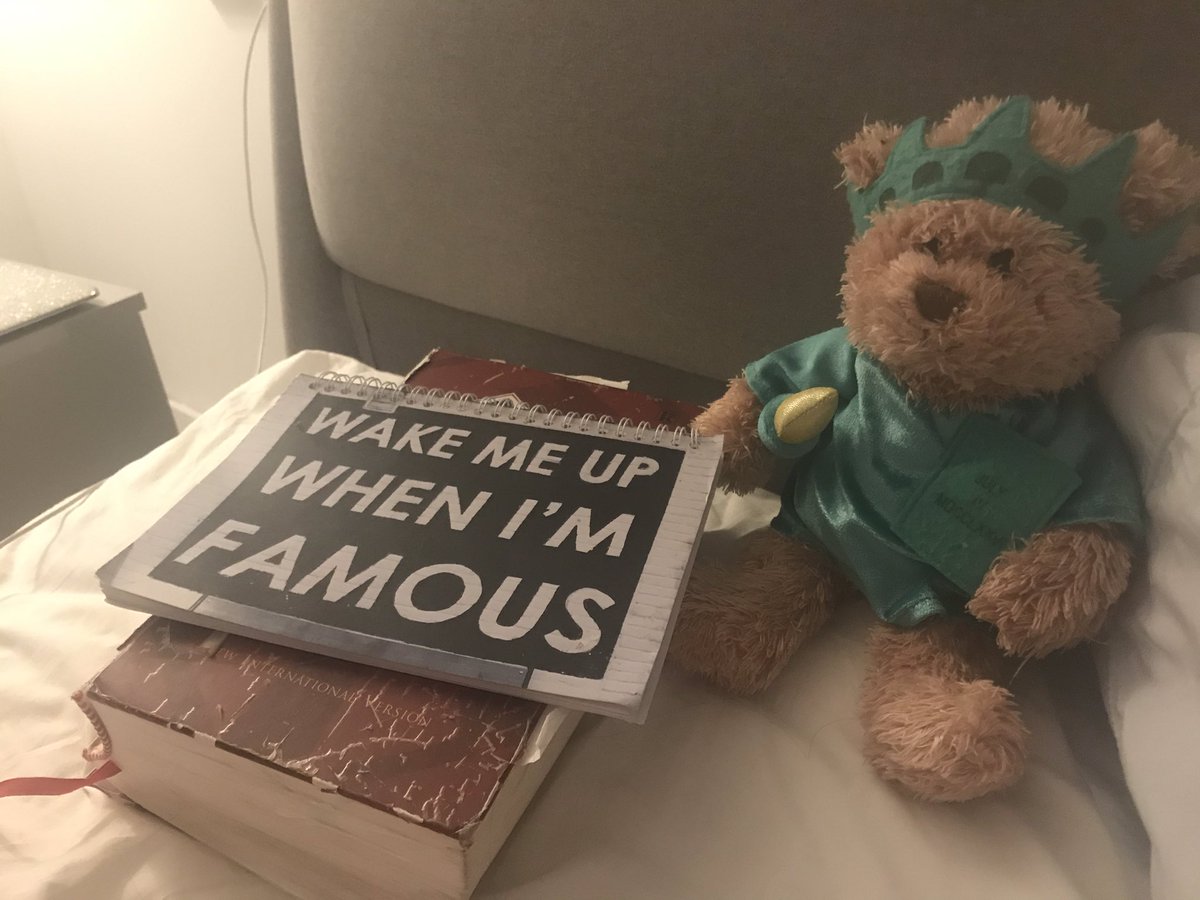 SYAChristol23's tweet image. Ha! “What does it profit a man to gain the whole world 🌎 yet forfeit his soul?” Mark 8 v 36 #LifeApplication #StudyBible