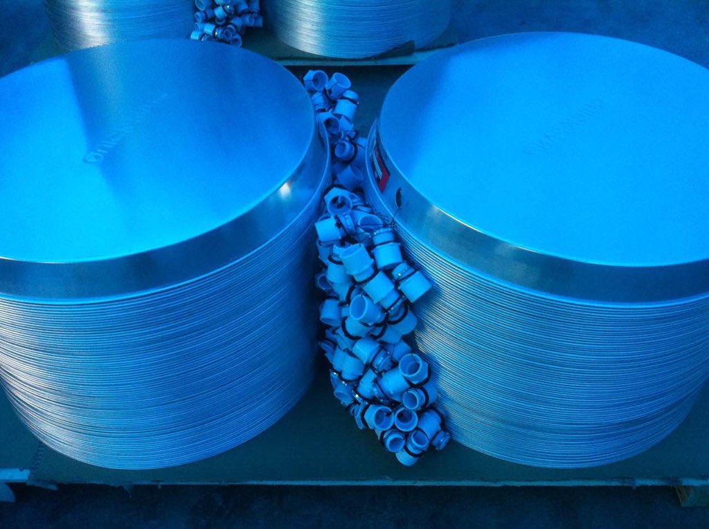 lubodon's tweet image. Drain pan with large quantity