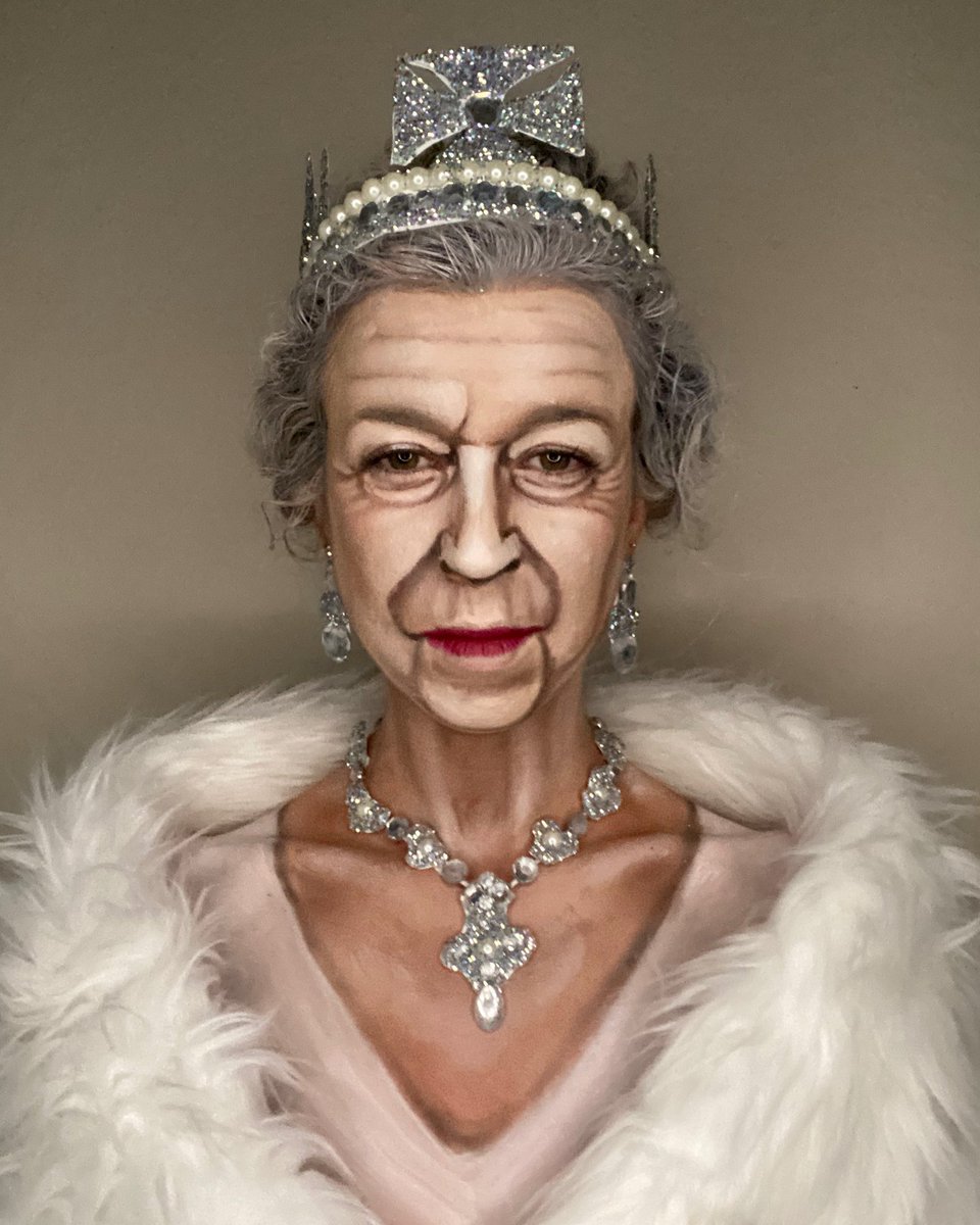 Bethyjane94's tweet photo. Queen Elizabeth makeup transformation #royal #QueenElizabeth #art #makeupart https://t.co/7mBDMKlQmg