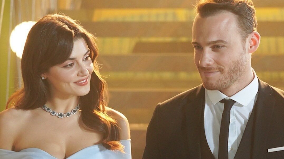 Эда и серкан. Откуда эда. Керем бурсин серкан. Ханде и керем. Керем бурсин постучи.