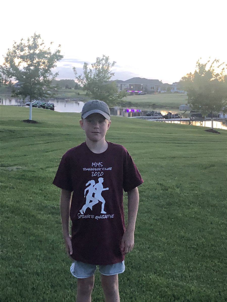 MMS running club prizewinners!  Tappe took top honors for most miles in 3 weeks, Zwak won softball throw, burpees, and 50 yard dash.  Congrats to all!#Quarantinerunners <a href="/MadisonMSNews/">MadMiddleSchool</a>