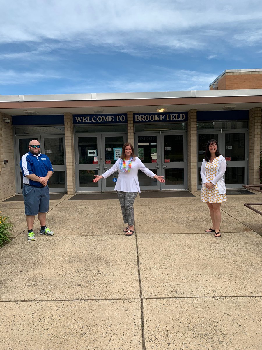 Mary Miller (@marymiller459) on Twitter photo Best day ever! Thank you to the multitude of past and current colleagues who surprised me with a car parade to celebrate my retirement! I am so blessed to have worked with so many amazing educators over the past 31 years in FCPS! Thank you! <a href="/BrookfieldES/">Brookfield School</a> Best day ever! Thank you to the multitude of past and current colleagues who surprised me with a car parade to celebrate my retirement! I am so blessed to have worked with so many amazing educators over the past 31 years in FCPS! Thank you! <a href="/BrookfieldES/">Brookfield School</a>