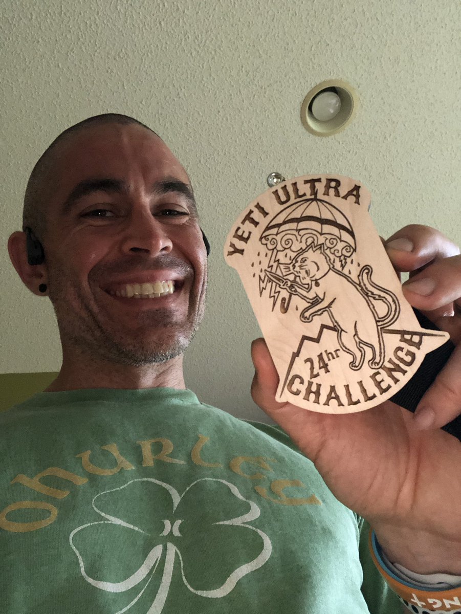 _Elliot_Nelson_'s tweet photo. What a great find in the mailbox today!
@yeti_runners #runnersruntheworld https://t.co/qNUrDVhqBL