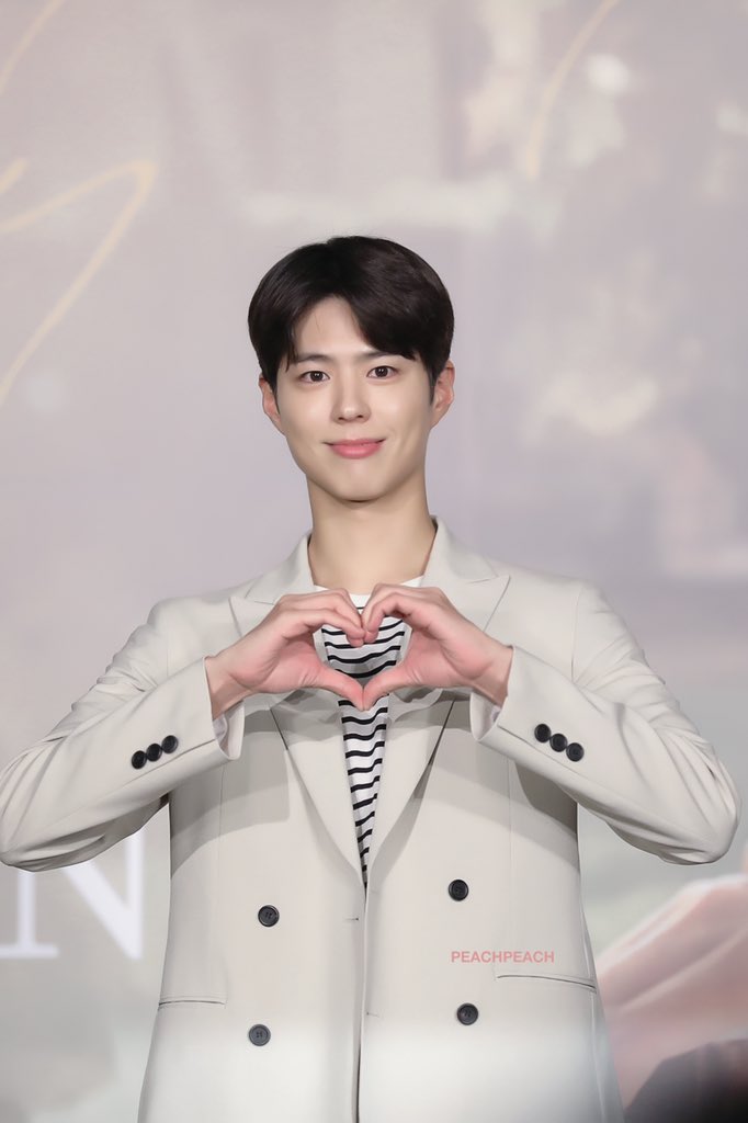 #happybogumday 
Wish this special day be the beginning of another year full of happiness and blessings.🍰
生日快乐Happy birthday！🥳
<a href="/BOGUMMY/">박보검</a>

#어서와_박보검_생일파티
#박보검
#ParkBoGum #朴宝剑