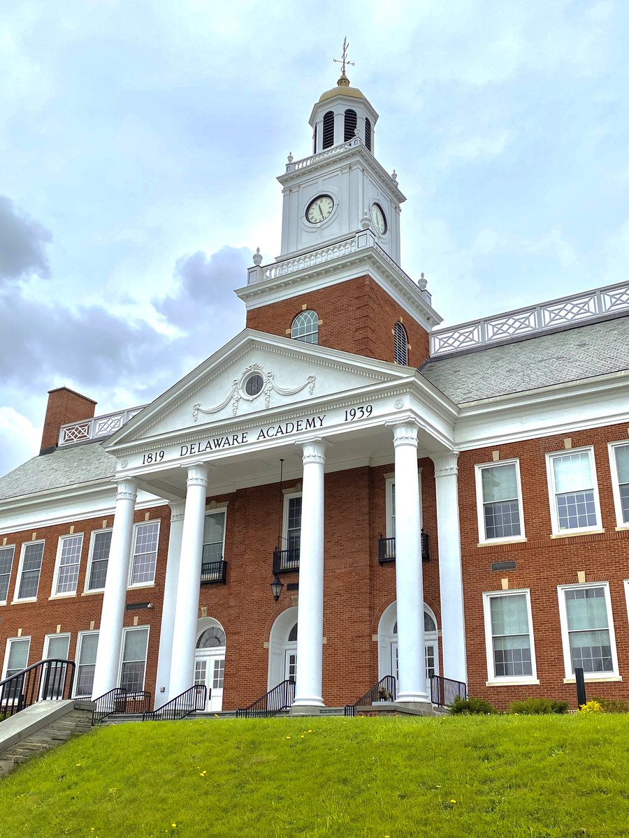 kellyzim17's tweet photo. I’m honored to have been appointed Superintendent of Schools for Delaware Academy CSD earlier this evening. I’m looking forward to serving this amazing community and can’t wait to get started! Go Bulldogs! @DelawareAcadCSD https://t.co/BtkW2Lo5JV