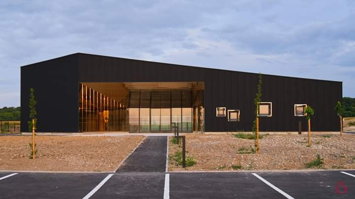 AVIS FAVORABLE de la commission de sécurité aujourd'hui ! La nouvelle salle polyvalente de SACY va bientôt pouvoir accueillir des évènements 🍾

#agencegeoffroyarchitectes #architecturelovers #architecture #architectes #sacy #marne #champagne #montagnedereims