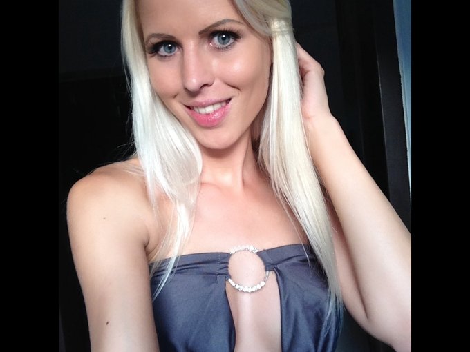 I'm now online on @Skyprivate #skype. My profile is https://t.co/LSLavo5lnT Join to be horny with me<a class="tags" href="/tag/skyprivate">@skyprivate</a><a href="/tag/skype"class="tags">#skype</a><a href="/tag/camgirl"class="tags"><span>#camgirl</span></a>