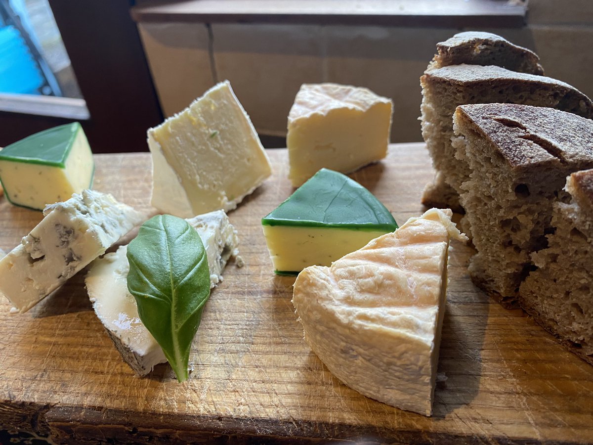 CAIS Ireland (@caisireland) on Twitter photo Monday night treat with <a href="/CarrigalineCais/">Carrigaline Cheese</a> <a href="/CashelBlue/">Cashel Blue Cheese</a> <a href="/milleens/">Milleens</a> and <a href="/CooleeneyFarm/">Cooleeney Farm</a> and a proper rye bread - only very important question: 🍺 or 🍷 Monday night treat with <a href="/CarrigalineCais/">Carrigaline Cheese</a> <a href="/CashelBlue/">Cashel Blue Cheese</a> <a href="/milleens/">Milleens</a> and <a href="/CooleeneyFarm/">Cooleeney Farm</a> and a proper rye bread - only very important question: 🍺 or 🍷