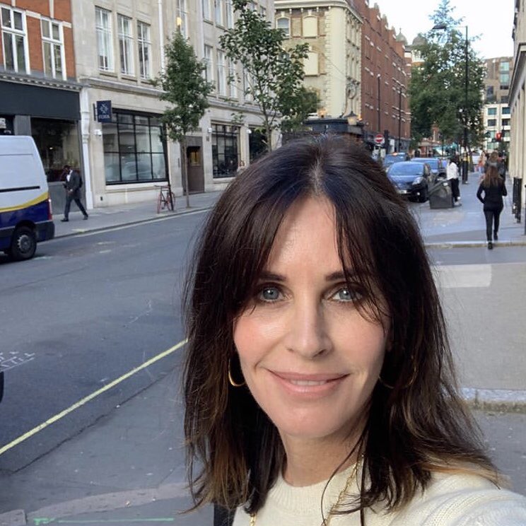 Happy birthday courteney cox ilysm 