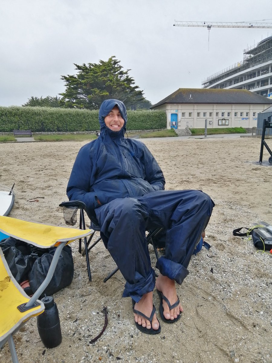 Updates from beach patrol week 2 at Gylly beach:
108 hours patrolling by volunteers
Not always as sunny as hoped... but still lots of smiles.
Want to help us out? Raising money for donations and looking for sponsors, head to crowdfunder.co.uk/gyllyngvase-vo… for more info or pm us!