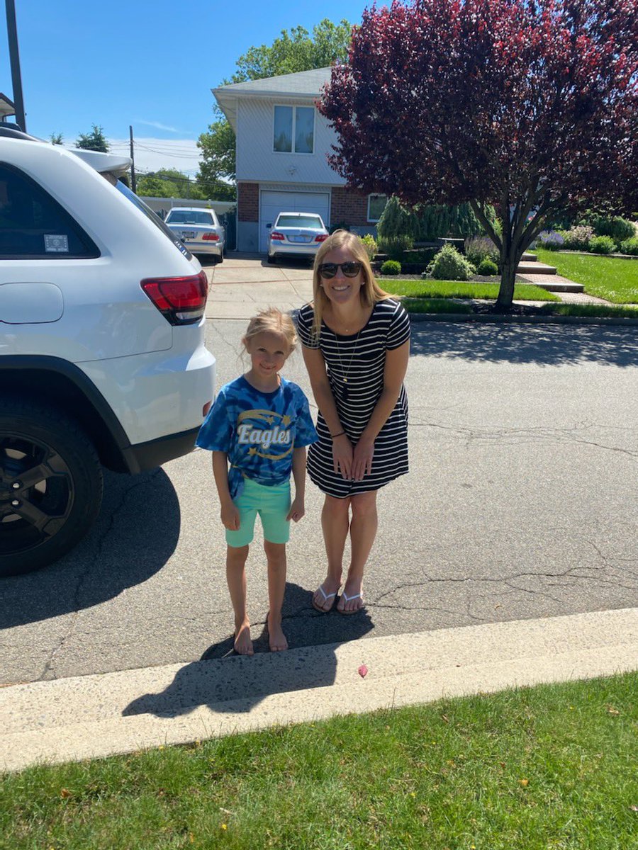 MissSchmidt_KL1 tweet media