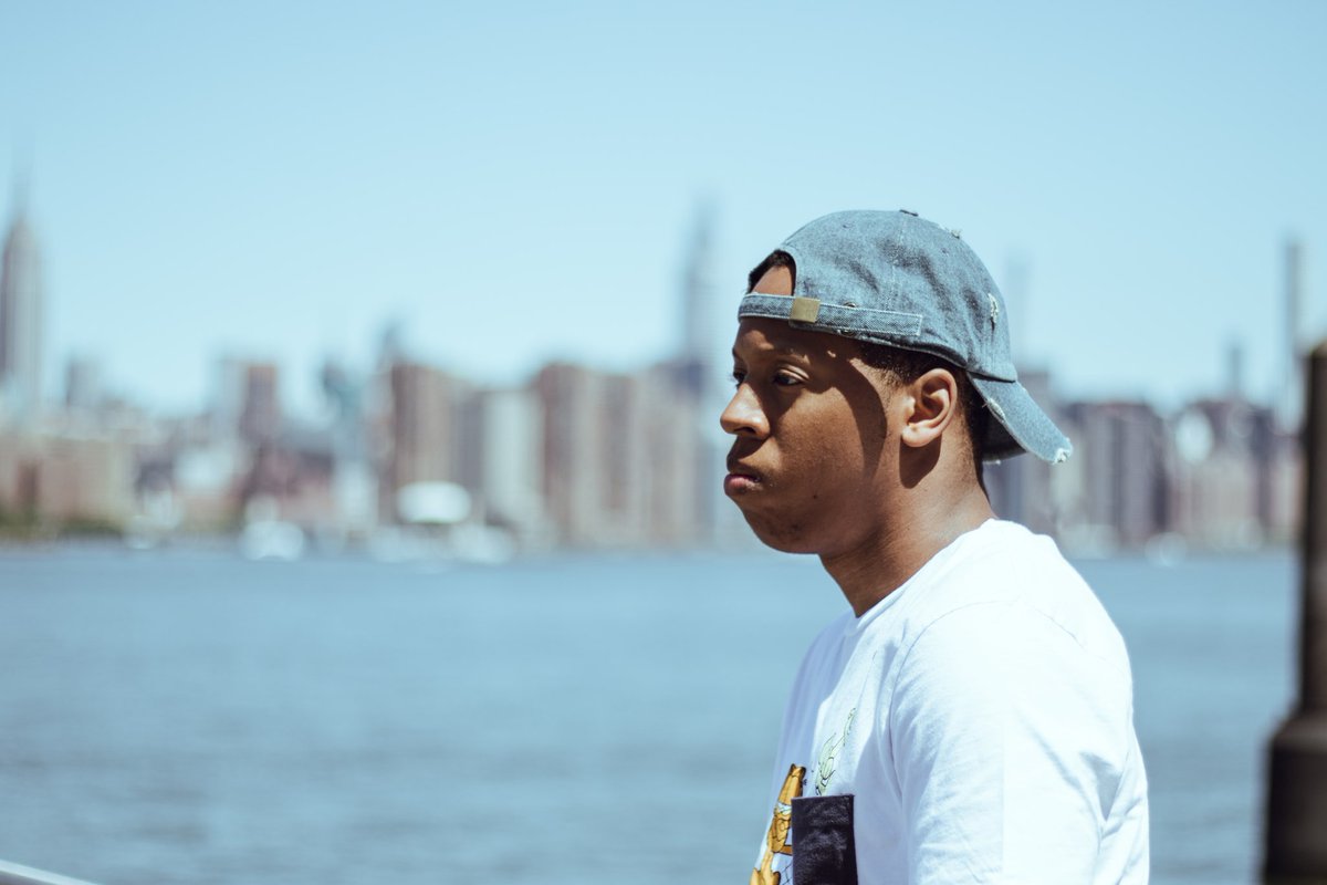 3rdLorenzo's tweet photo. Doesn't matter where in at. I'm from Yonkers we gon make it do for us. https://t.co/BwhMPsuoGU