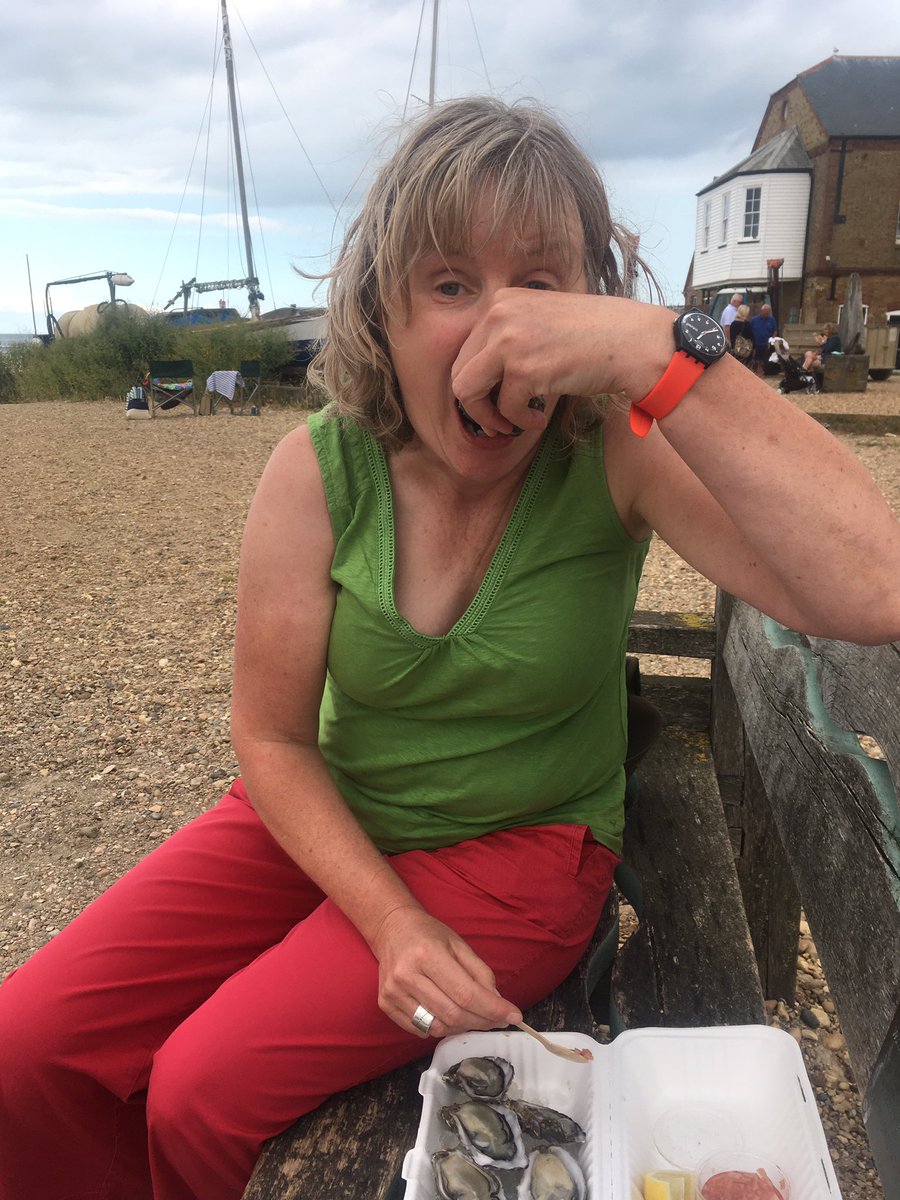 foodgrower's tweet photo. Lovely day out in #Whitstable and #Tankerton. #Oysters compulsory. #seasode #bluespace https://t.co/wxGbu1KUL6