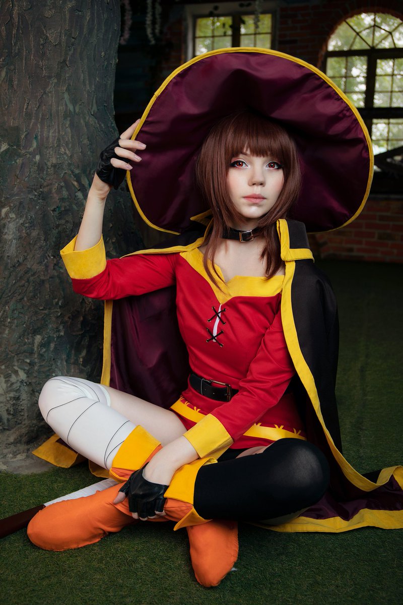 Kotan, would you like Kazuma to be reborn in a world in which magic exists?
#Megumin #Megumincosplay #Konosuba #Konosubacosplay