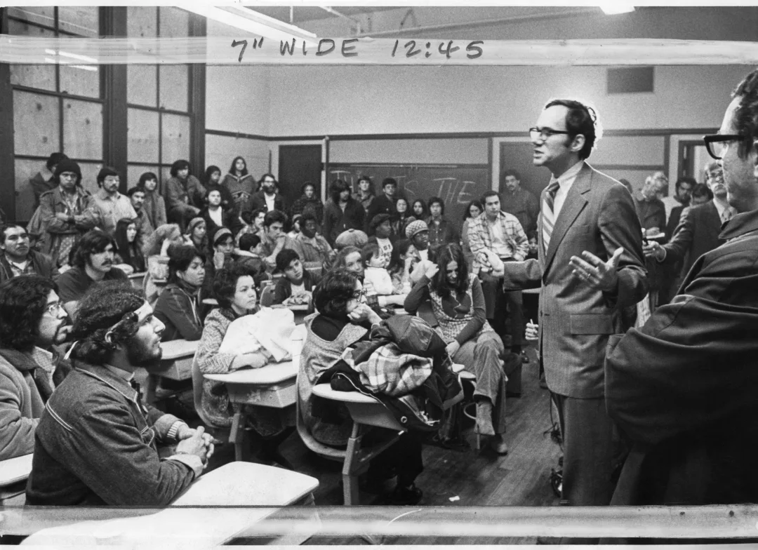 1972/3: 50+ Chicanos & allies occupied the abandoned Beacon Hill Elementary School, city council chambers & mayor's office demanding the building be conveted into a community center. After a months-long delayed/bad faith negotiations by the city,  @elcentro72 was born 7/n