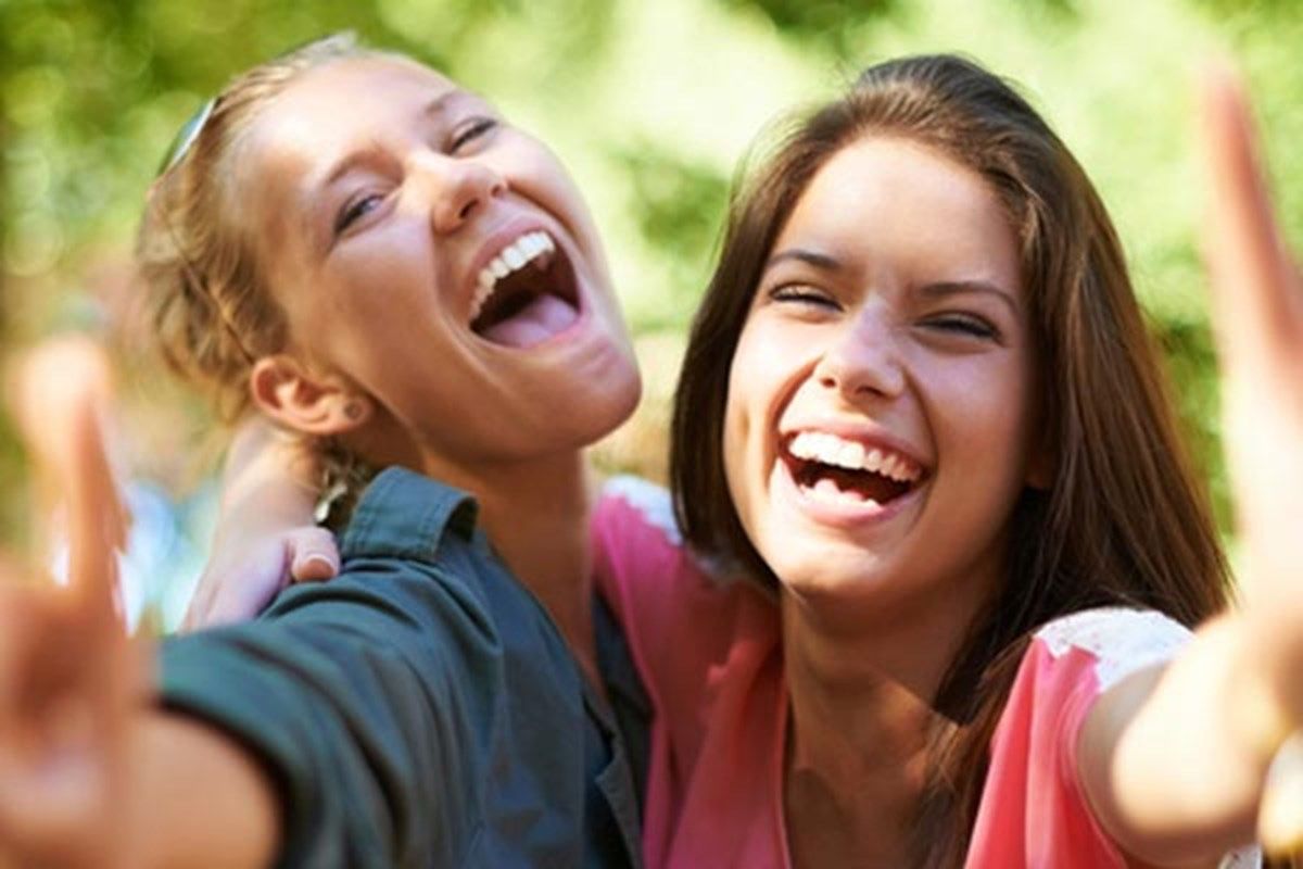 factmaniac's tweet image. According to a study done by the University of New South Wales, going out of your way to say “thank you” makes people see you as a person with greater interpersonal warmth. It can also make you a happier person. 😃 #FactManiac