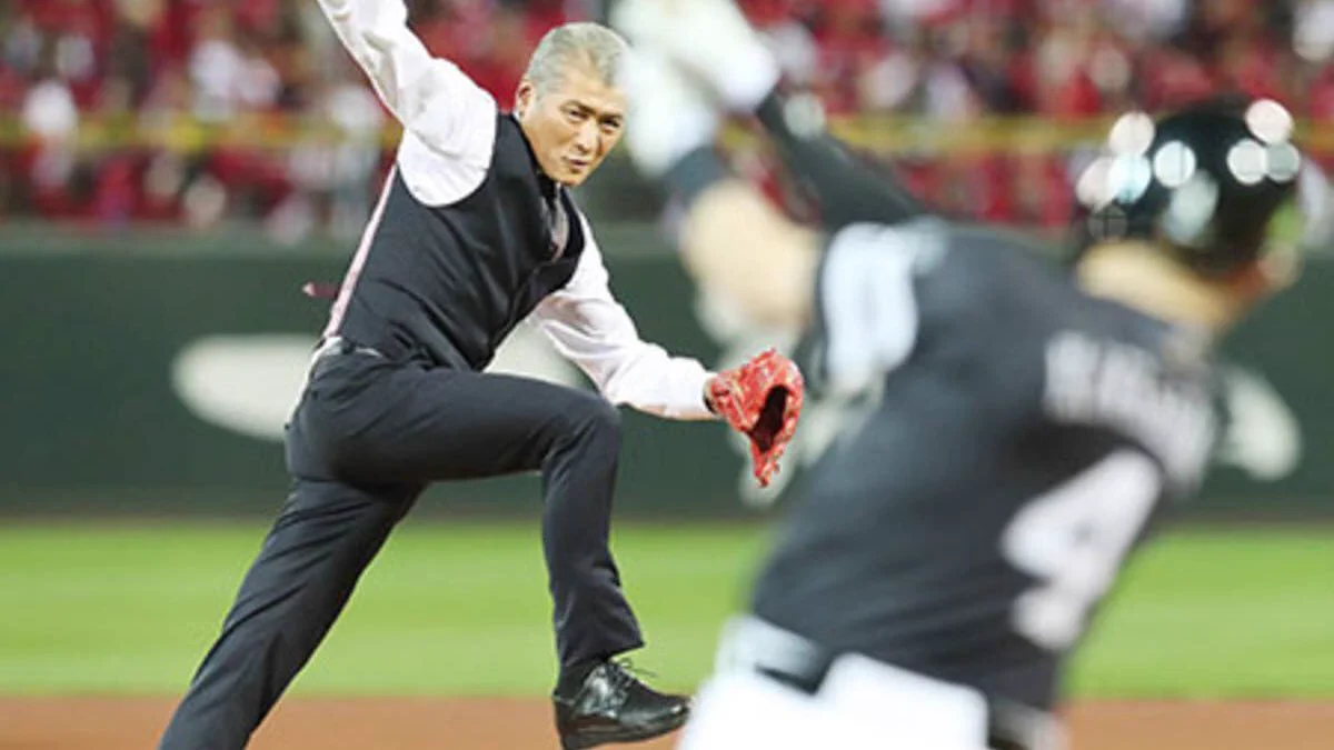 何をしてもカッコイイ？始球式や稲刈りしても絵になる吉川晃司www