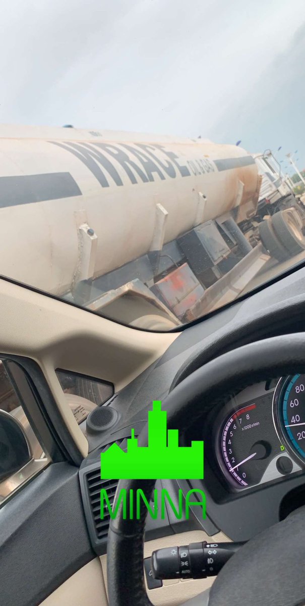 Wrace_'s tweet photo. Spotted in Minna! https://t.co/r4LNEfmFvK