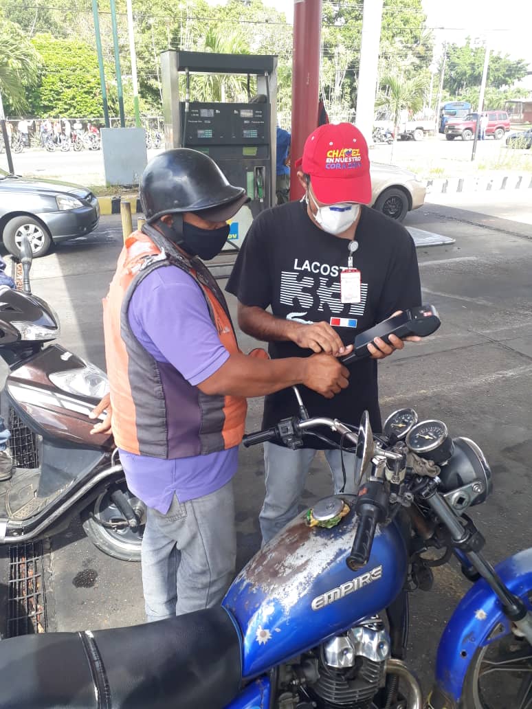 FNJPetrolera's tweet photo. Gracias a la nueva herramienta #PDV_Bio es sistematizado el consumo diario de cada usuario de las #EESS de #Monagas
#CaminoElectoralYDemocratico
@NicolasMaduro
@JuventudPSUV
@PartidoPSUV
@TareckPSUV
@AChavezPdvsa
@PDVSA
@MinPetroleoVE https://t.co/rxufVn7NGe