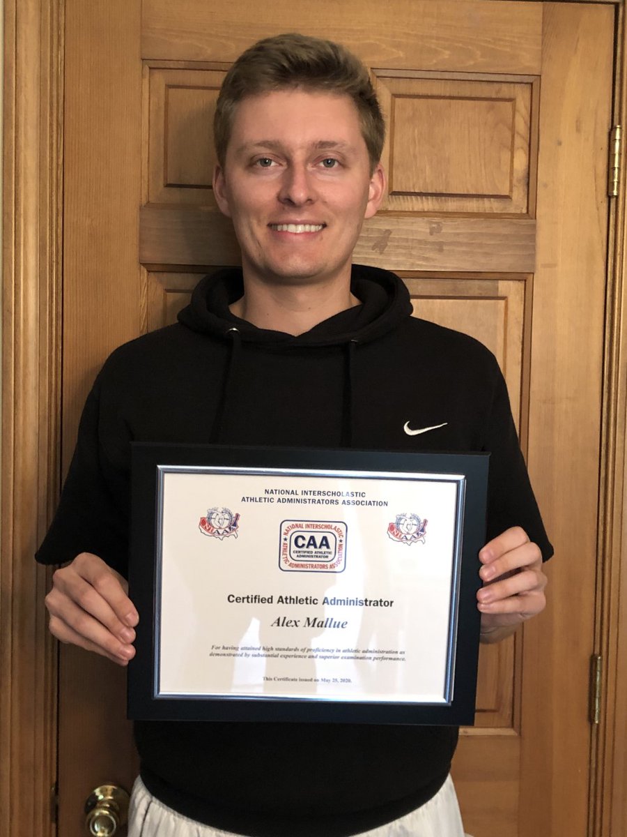 DrKelleyUC's tweet photo. 3 Cheers👏👏👏for @UC_SPAD Master's Alumnus &amp; @RiverviewAD Director of Athletics @alexmallue 
on attaining your @NIAAA9100 Certified Athletic Administrator  #CAA Certificate &amp; being such an outstanding leader in education-based athletics #CradleofAthleticDirectors #NextLivesHere https://t.co/phre8ktakO