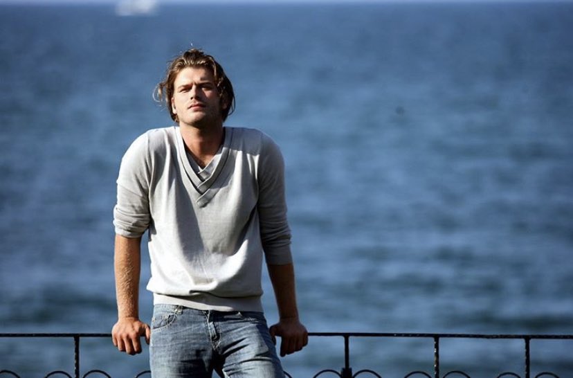 🙏💙
Great 🆕 share from 
Photographer to many of the series of #Kıvanç 

TODAY:  B E H L U L 💔

🔗instagram.com/p/CBdlSF5hqZL/…

#KivancTatlitug #KıvançTatlıtuğ #Behlul #AşkıMemnu #AmorProhibido