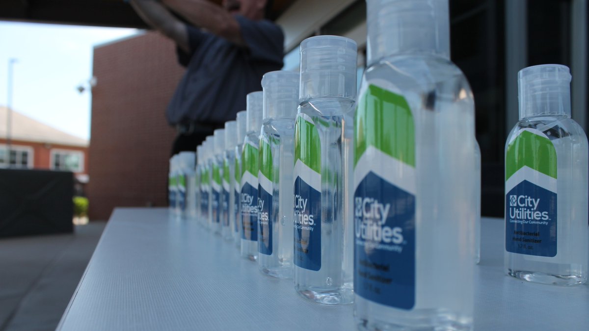 cutransit's tweet photo. Did you grab some hand sanitizer today in honor of rider appreciation day?!
Don't forget - Thursday is #DumpThePump and everyone rides for free!
#CommunitiesInMotion #ThankYou https://t.co/TepmE4Yor5