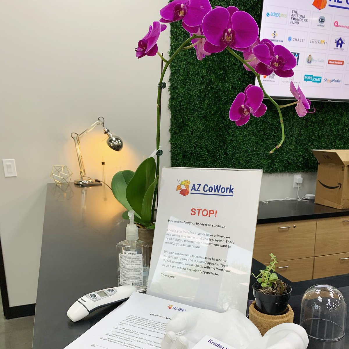 AZ CoWork tweet media