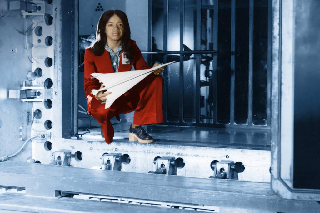 NASAhistory's tweet photo. Christine Darden began her NASA career in 1967 as a human computer and went on to become one of @NASA_Langley 's first female engineers. Read more about her life and her accomplishments below: 

https://t.co/QPuTUpVGK6 https://t.co/OoPVqTJX8V