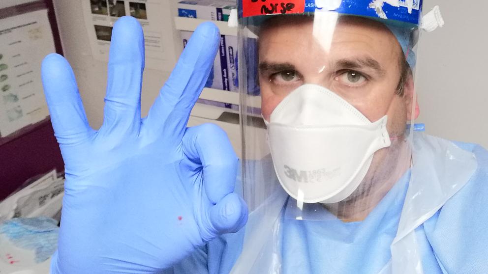 Myria_web3's tweet image. 📞 AHORA Joan Pons, español que vive en Inglaterra desde el 2000, enfermero del Hospital de Sheffield y uno de los voluntarios que probó la vacuna contra el coronavirus desarrollada por la Universidad de Oxford en @NoDejes899 con @vidusky y @PalomaBok Sumate por FM 89.9 📻