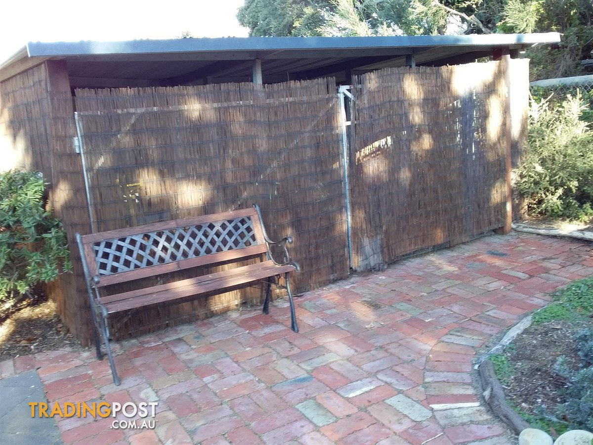 TradingPostcom's tweet image. Free domestic storage shed around Blairgowrie ready to go. For more information tradingpost.com.au/House-And-Gard…