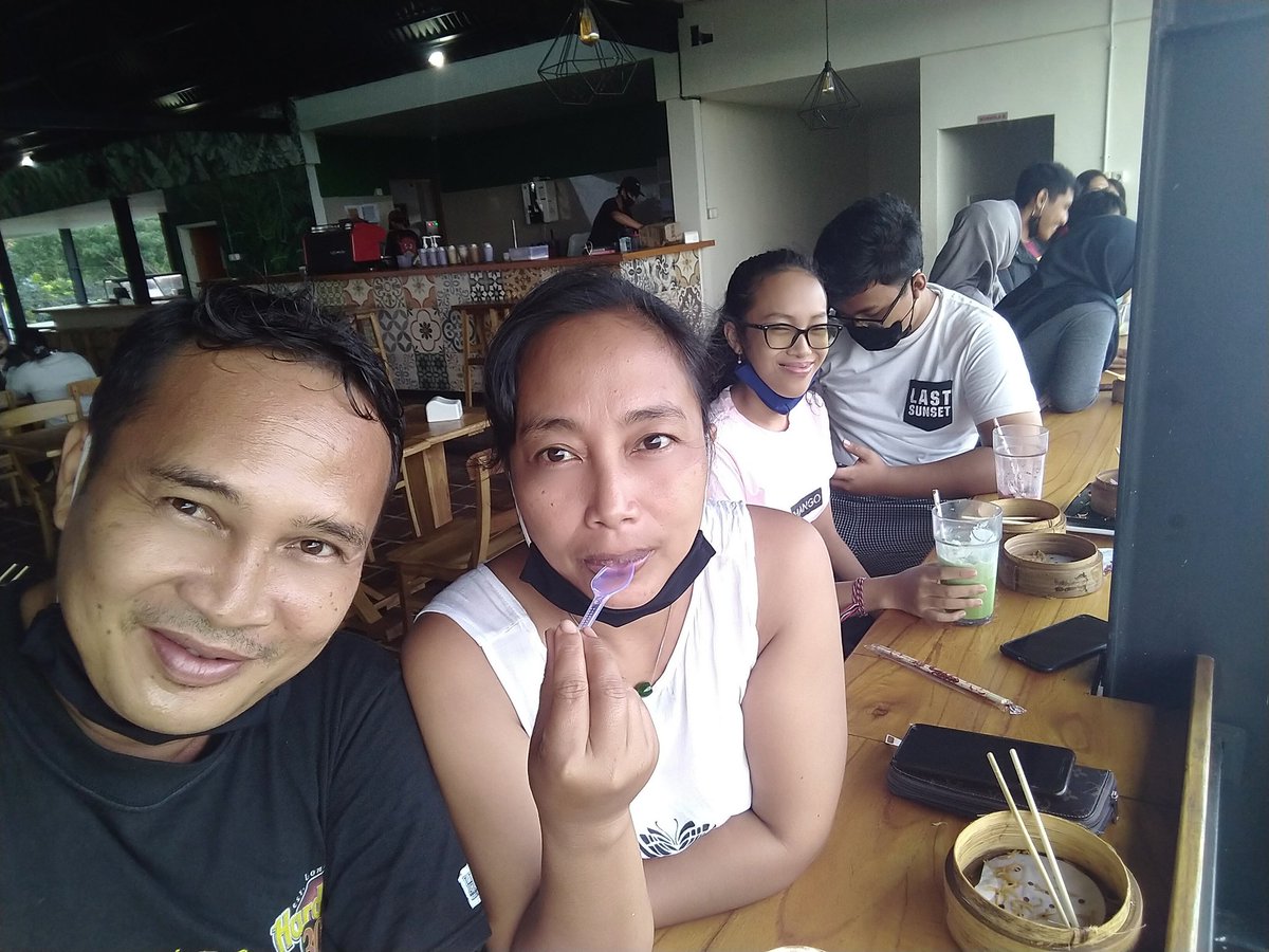 Tweet media one