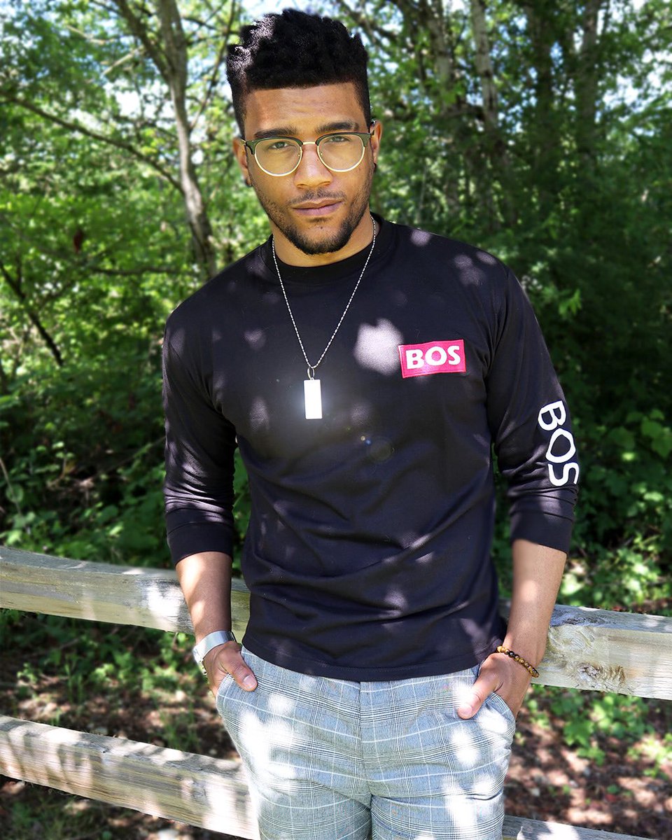 BOSCL2's tweet image. Consistently putting in hard 💪🏽🍾🧡💰love you all !