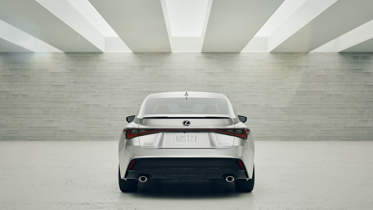 CyberMagazineX's tweet photo. LEXUS、新型「IS」を世界初公開－「クルマを操る楽しさ」を追求し続けてきたコンパクトFRスポーツセダンの熟成－
https://t.co/LZPkgaSJN3 https://t.co/bOnR9gbjGs