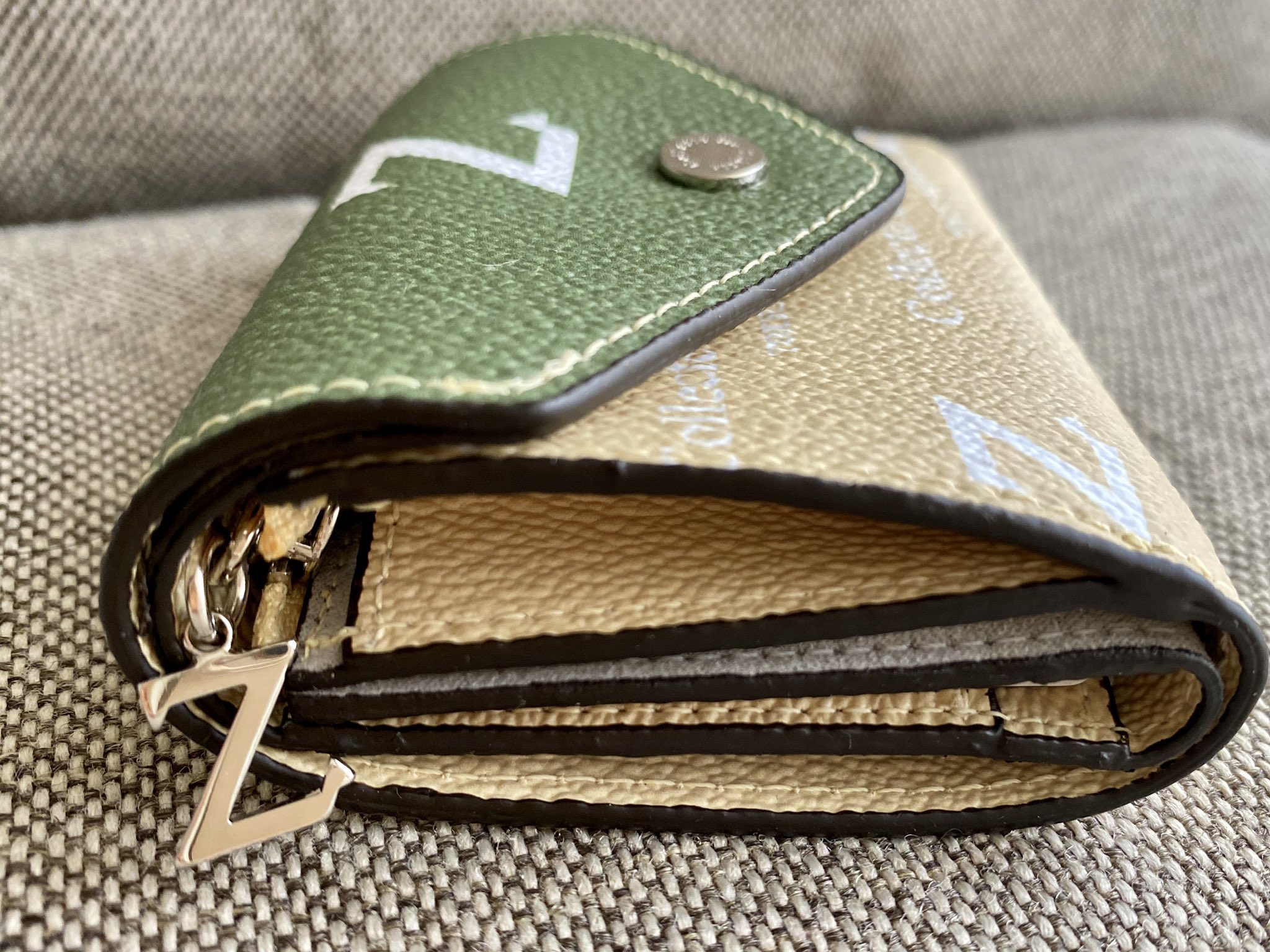 チャングンソク　zikzin shop 長財布 61eXEw4EAFL._UF894,1000_QL80_.jpg