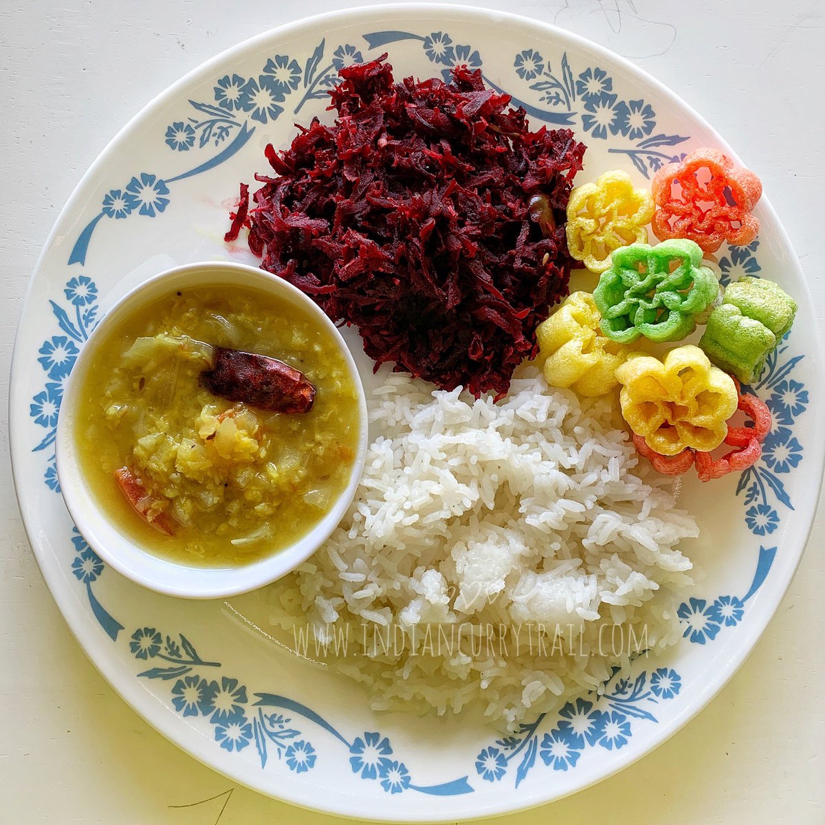 Very Basic meal story!!!

🍉 Rice
🍉 Cabbage moong dal
🍉 Beets stirfry
🍉 Fryums

#recipe for cabbage dal - youtu.be/ZKYK5B-aJRs

#indiancurrytrail #whatisforlunch