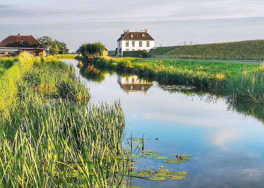 intheamomintsje's tweet photo. Goeiemorgen Fryslân
Gisteravond was je prachtig. Kijken wat vandaag brengt... #Onderwegindethuiszorg #Hylpen #Allingawier #Schraard https://t.co/Jz52EjgYqa