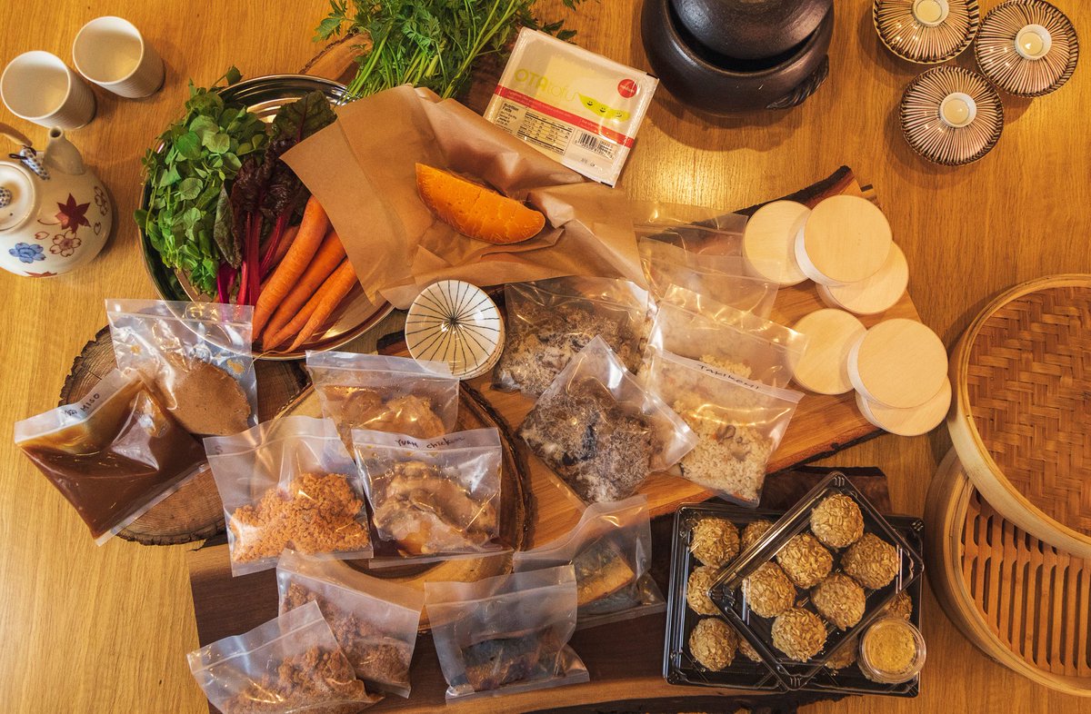 ChefNaoko's tweet photo. Chef Naoko Frozen Food Packs now available at our online store https://t.co/DL7lK8xAPv  New items added weekly. Special Variety Frozen Pack - $120.  Great for a Father’s Day treat. Same and wine also available. Curbside pickup. https://t.co/EiBR64Rb6J https://t.co/13dXcJpk6o